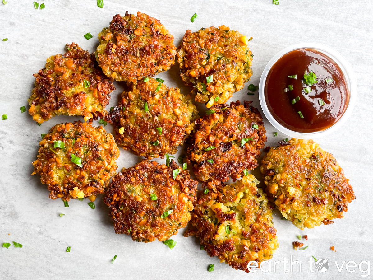 Indian Chickpea Fritters (Paruppu Vadai, Masala Vada, Ambode)